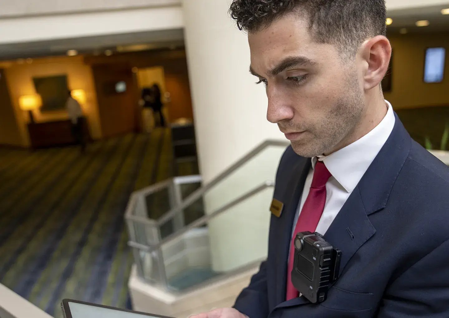 hotel-manager-on-tablet-v2